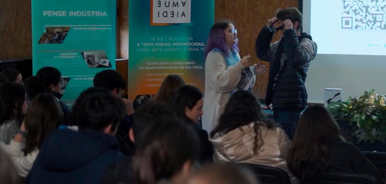 Pense Industria 01